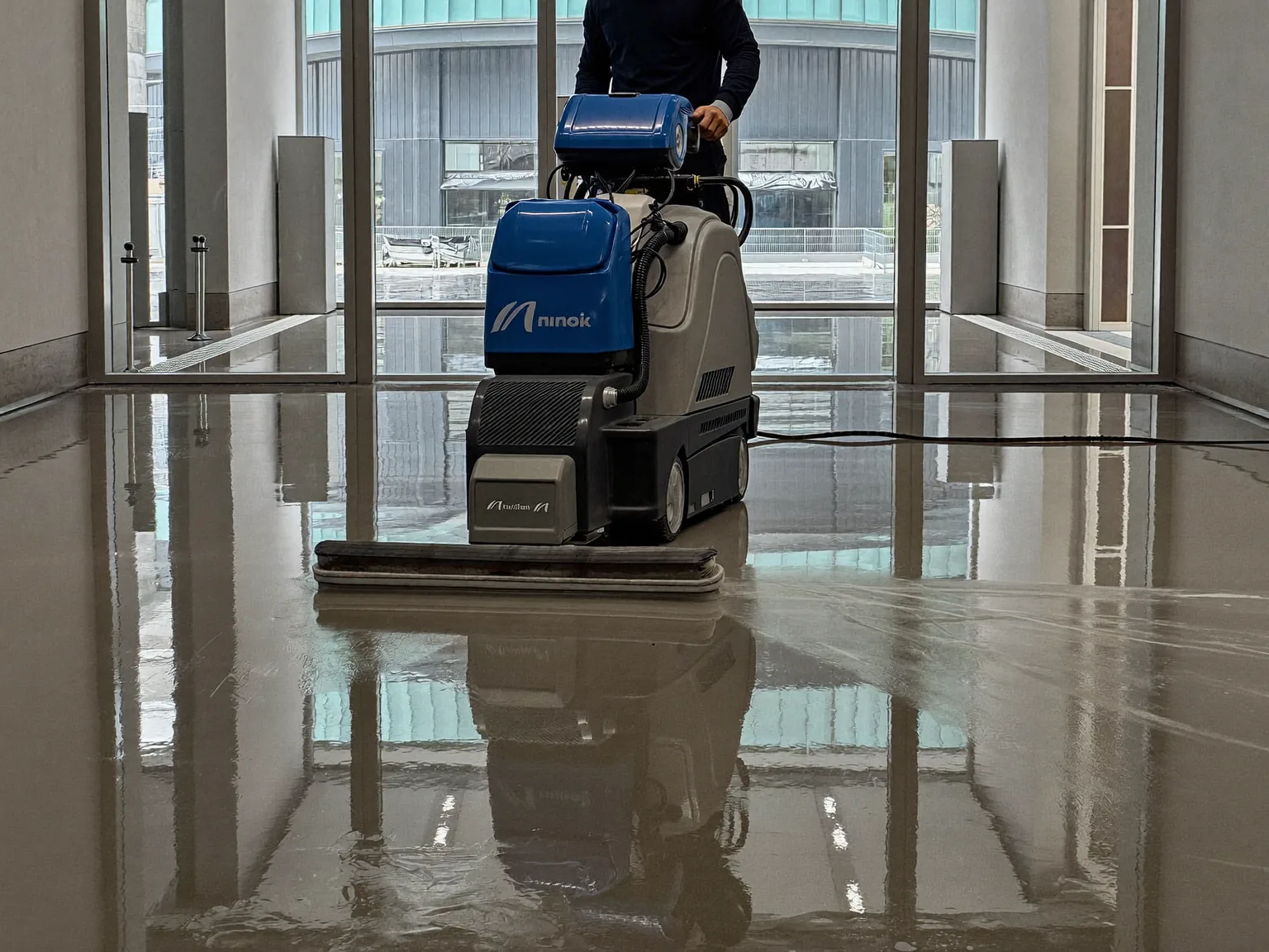 Concrete floor stain removal service in London