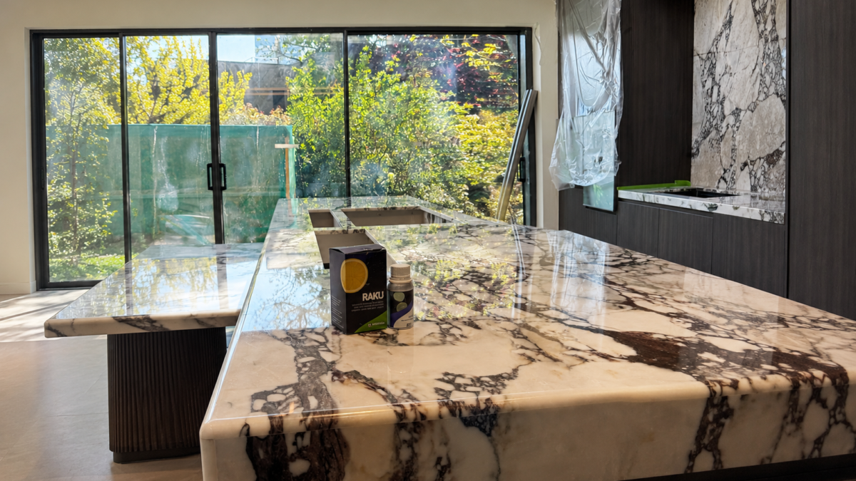 Arabescato marble worktop sealing London