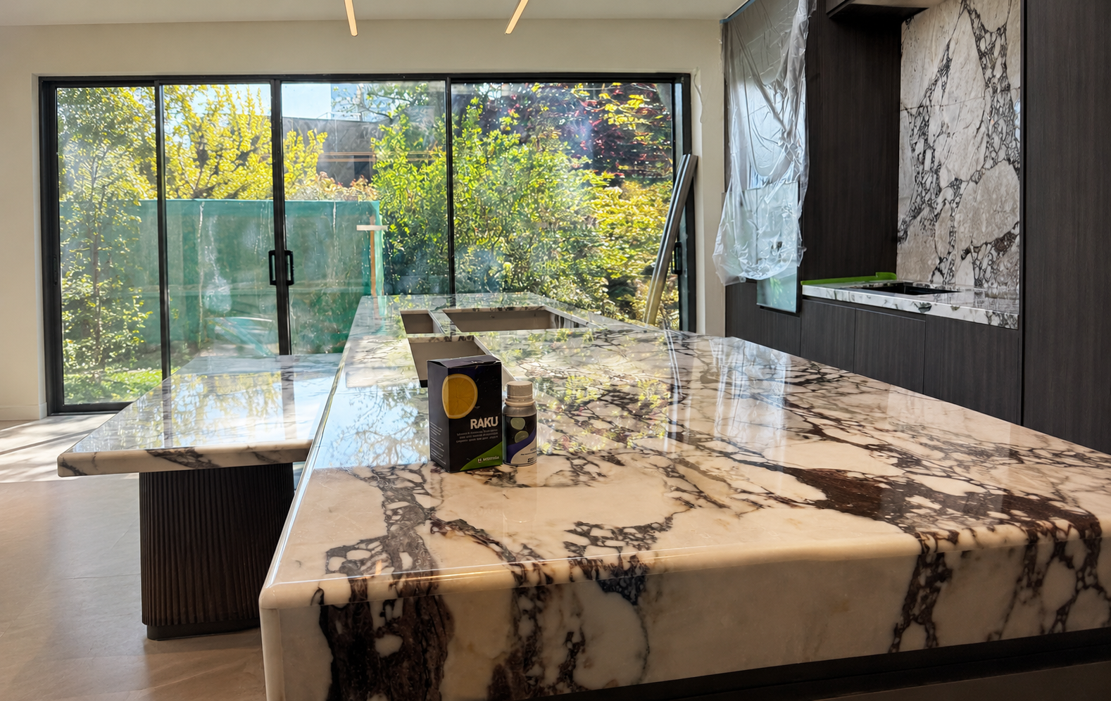 Arabescato Marble Worktop Sealing - FloorCare London